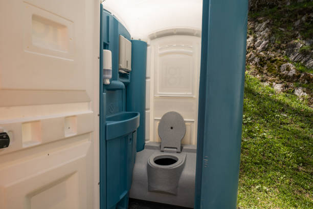 Porta potty rental for outdoor events in Staples, CT